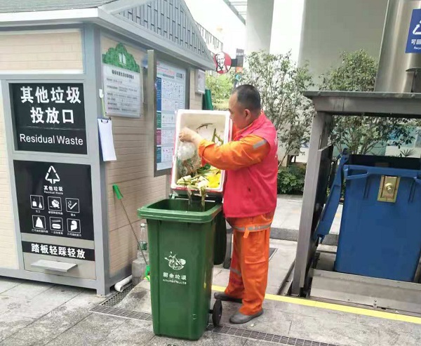 城市建筑草莓污版视频费用